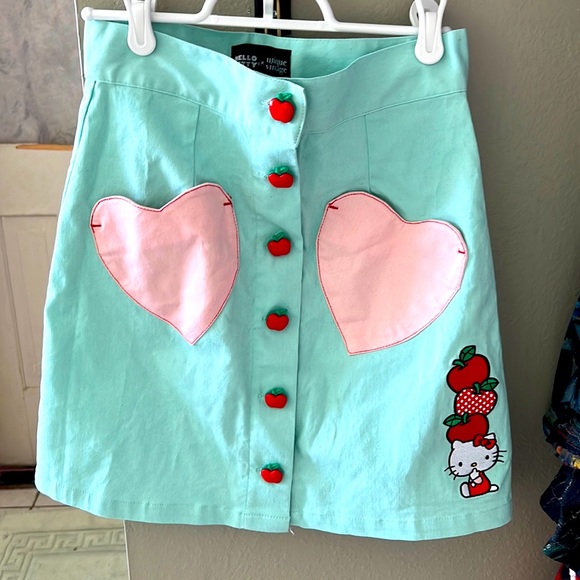NWOT Sanrio skirt - Picture 1 of 4